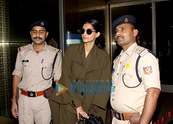 Sonam Kapoor, Soha Ali Khan and Kunal Khemu snapped at the airport