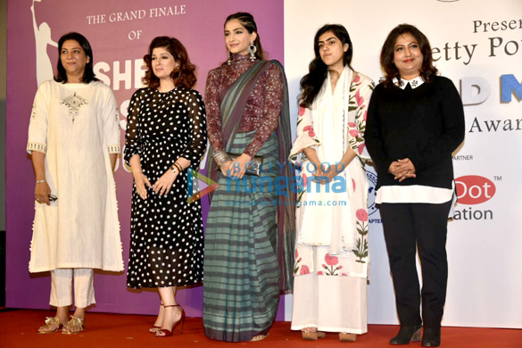 sonam kapoor and twinkle khanna attend the grand finale of shes ambassador 4