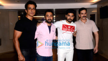 Sonu Sood hosts a bash for the team of ‘Paltan’