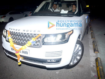 Tusshar Kapoor snapped with his new car