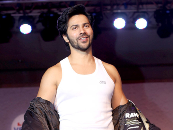 Varun Dhawan and Parineeti Chopra graces the LUX event