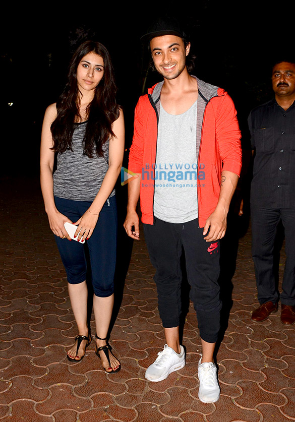 aayush sharma and warina hussain spotted at the dance class in bandra 5
