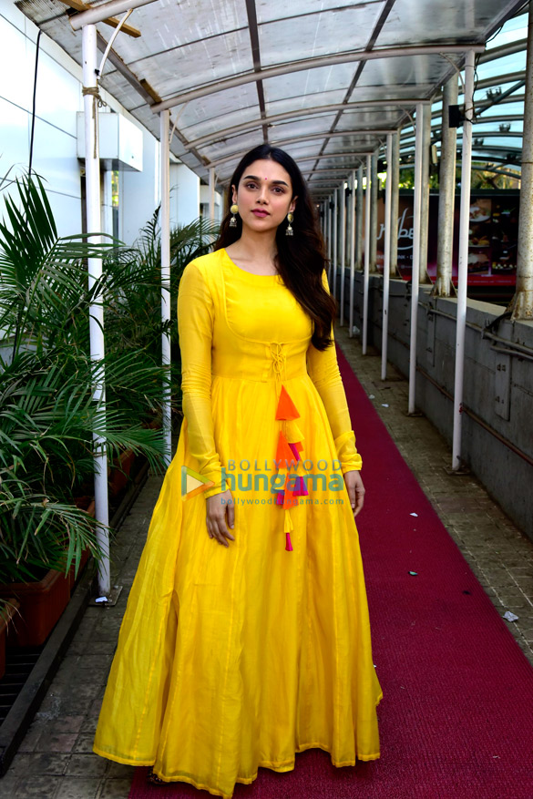 aditi rao hydari spotted in andheri 1