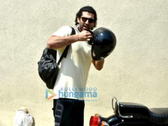 Aditya Roy Kapur spotted at Bandra