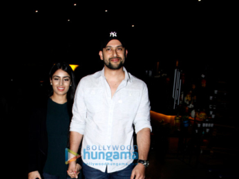 Ajay Devgn, Kajol, Sidharth Malhotra, Sussanne Khan and Aftab Shivdasini snapped at the Mumbai airport last night