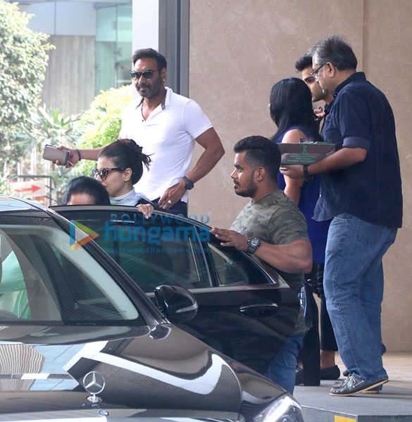ajay devgn with family spotted at yauatcha bkc 5