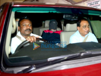 Amitabh Bachchan snapped at Lilavati hospital