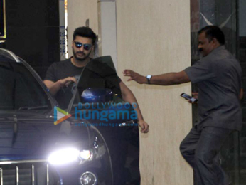 Arjun Kapoor snapped outside Ashutosh Gowariker's office