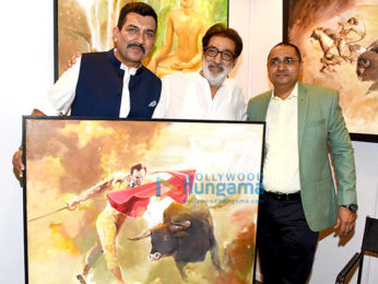 Celebs grace India Art Festival inauguration