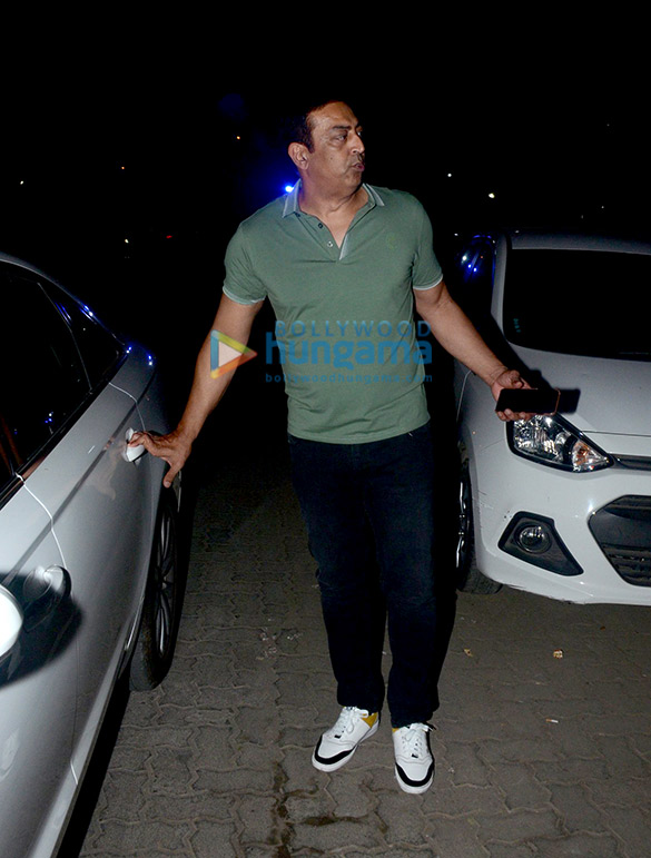 celebs grace a party at moranis residence 6