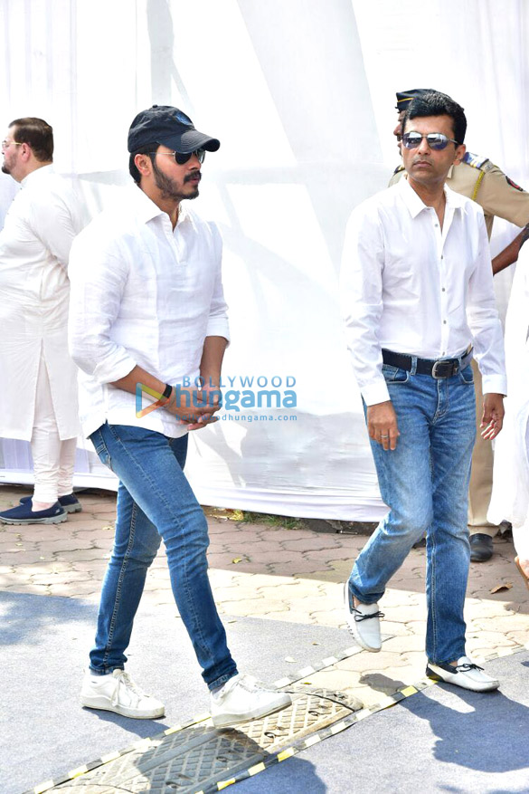 celebs snapped attending sridevis condolence meeting at celebrations sports club 5
