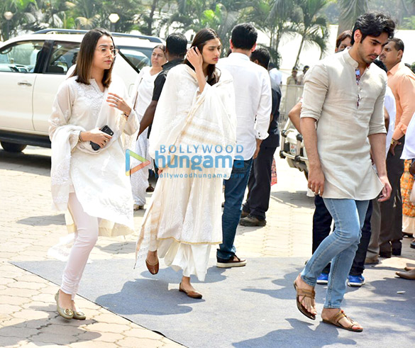 celebs snapped attending sridevis condolence meeting at celebrations sports club9 16