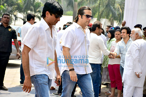 celebs snapped attending sridevis condolence meeting at celebrations sports club9 25