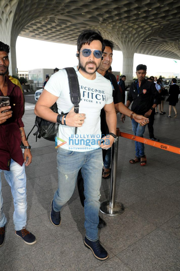 emraan hashmi snapped at the airport 2