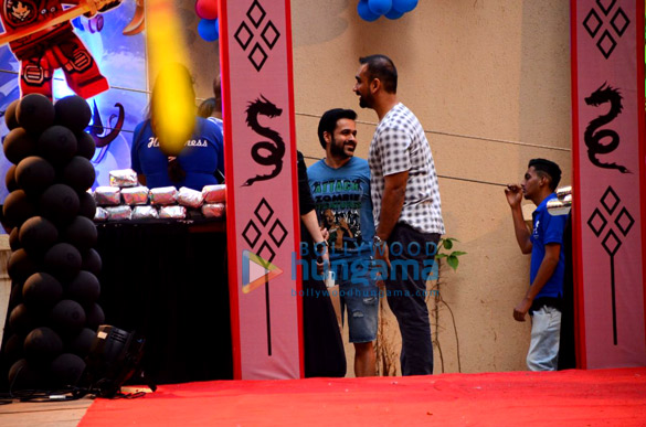 emraan hashmi snapped celebrating his sons birthday 6