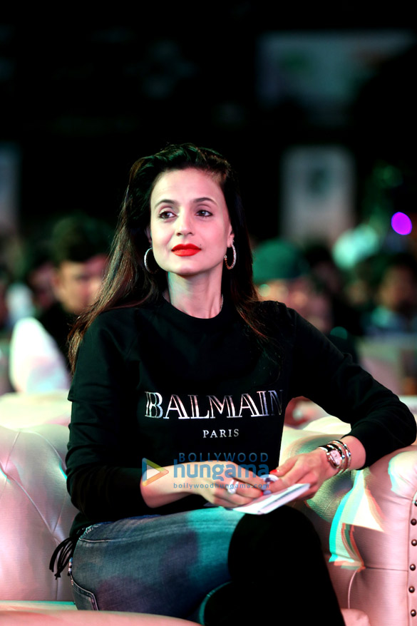 hema malini aftab shivdasani ameesha patel and others grace the one for all all for one event held in the honour of unsung heroes in indian armed forces 3