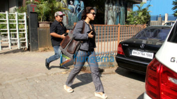 Kajol snapped at Vikram Phadnis’ store in Juhu