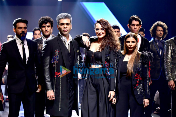 karan johar walks the ramp for shane and falguni peacock 11 5