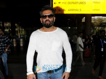 Kriti Sanon, Shilpa Shetty, Malaika Arora and others snapped at the airport