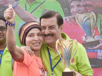 Kunal Kapoor, Vatsal Sheth & others attend the Juhu Half Marathon 2018