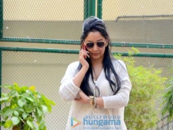 Maanyata Dutt spotted outside her residence in Bandra