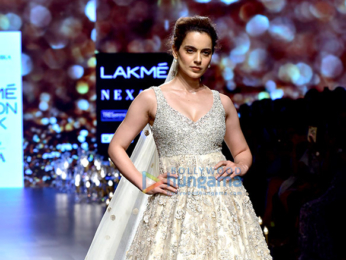 Malaika Arora, Shilpa Shetty, Vaani Kapoor, Kangana Ranaut and others walk the ramp at the Lakme Fashion Week 2018