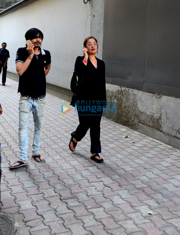 pooja bhatt snapped in mumbai 6