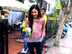 Pooja Chopra and Shama Sikander spotted at Bombay Salad in Bandra