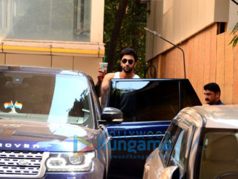 Ranbir Kapoor spotted after dance rehersals in Khar