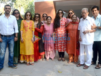 Roshan family snapped at Mahashivratri celebration at Panvel