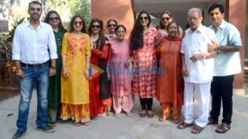 Roshan family snapped at Mahashivratri celebration at Panvel