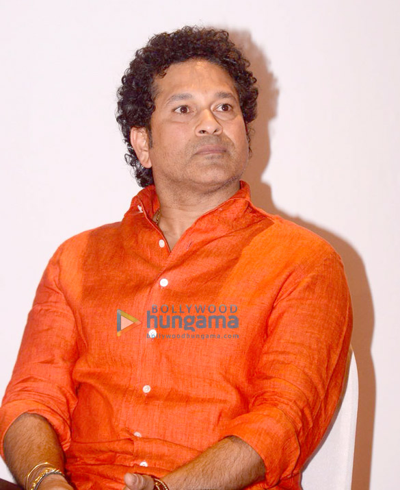 sachin tendulkar and anjali tendulkar snapped attending a book launch 4