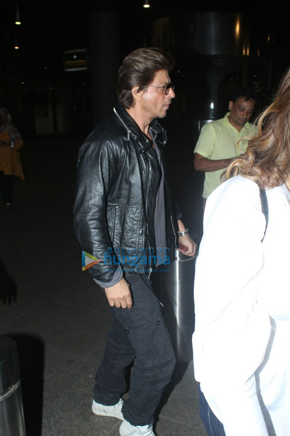 Shah Rukh Khan, Sunny Leone and others snapped at the airport