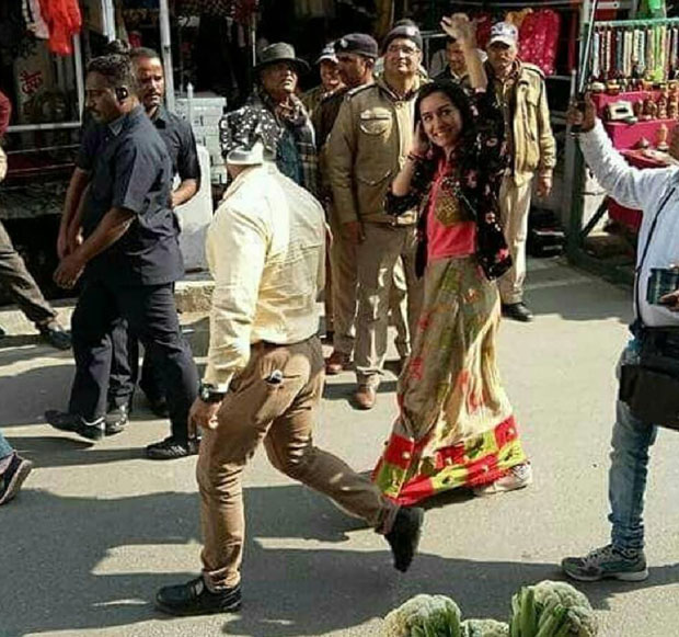 IN ACTION: Shahid Kapoor, Shraddha Kapoor snapped shooting for Batti Gul Meter Chalu on the streets of Uttarakhand