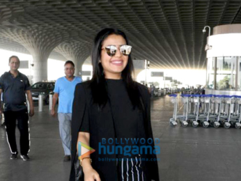 Shruti Haasan and Neha Kakkar snapped at the airport