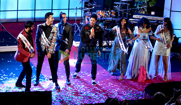 sidharth malhotra graces the grand national finale of the 10th edition of times fresh face 2018 2