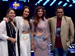 Sonakshi Sinha snapped on the sets of Super Dancer 2