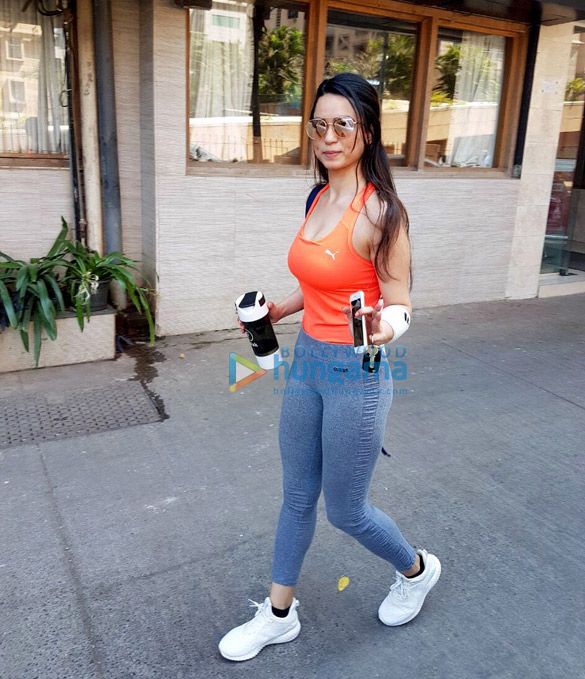 soundarya sharma snapped at the gym 2 2