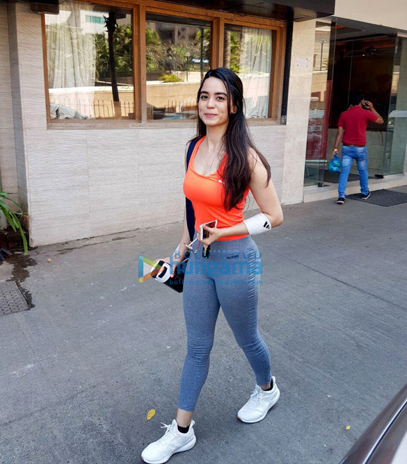 soundarya sharma snapped at the gym 4 2