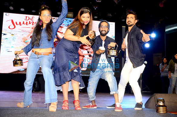 star cast of dil juunglee promote their film at national college in bandra 1