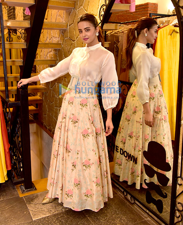 surveen chawla snapped at designer shruti sanchetis collection launch at the hue fashion store 6