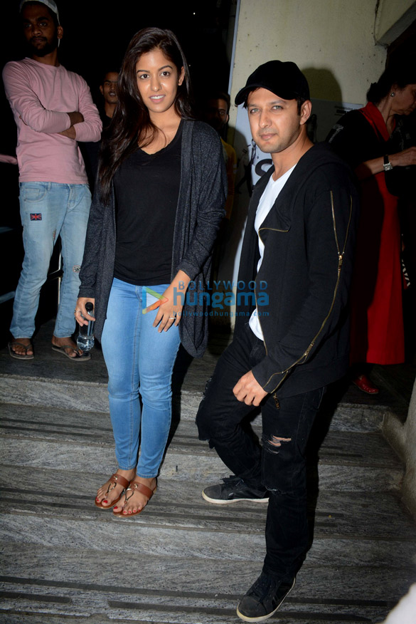 vatsal seth and ishita dutta snapped at pvr juhu 3