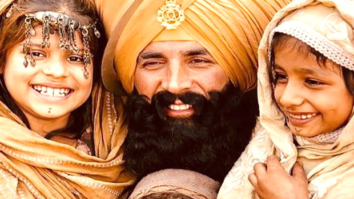 ON THE SET: Akshay Kumar shoots with kids playing Aghanis in Kesari ON THE SET: Akshay Kumar shoots with kids playing Aghanis in Kesari