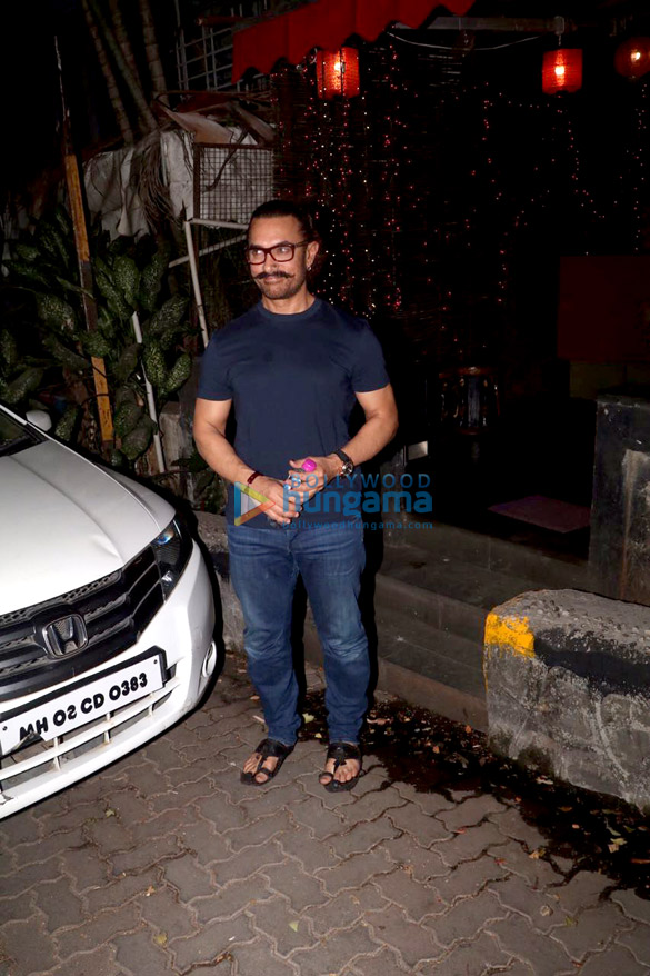 aamir khan snapped at a spa 1