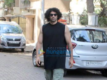 Aditya Roy Kapur snapped in Bandra