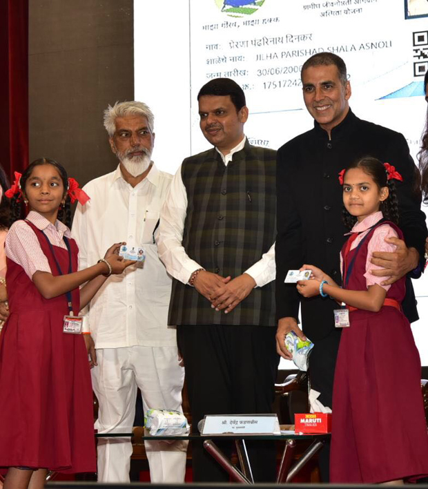Akshay Kumar and CM Devendra Fadnavis announce Asmita initiative on Women's Day to make sanitary pads available at subsidized rates