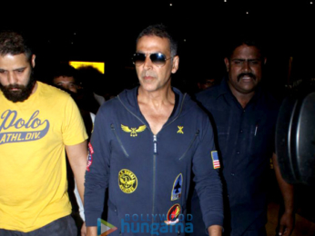 Akshay Kumar and Twinkle Khanna snapped at the airport