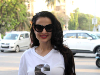 Ameesha Patel and Kriti Sanon spotted at Kromakay salon in Juhu