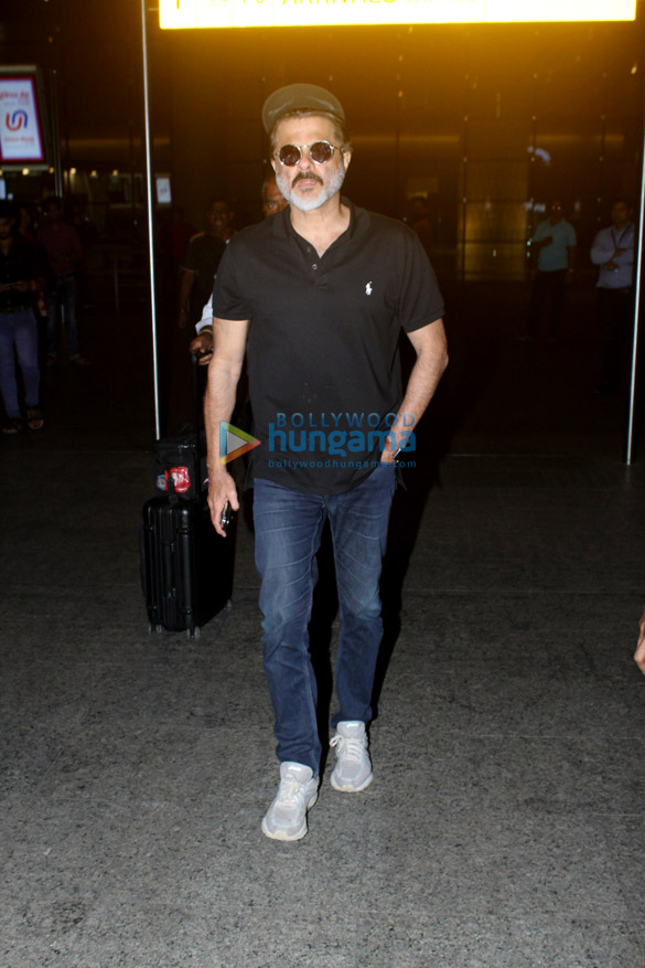 Anil Kapoor, Yami Gautam and others snapped at the airport