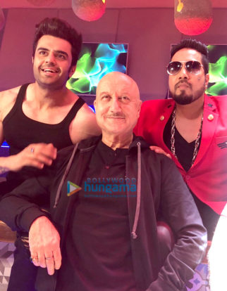 On The Sets Of The Movie Baa Baaa Black Sheep
